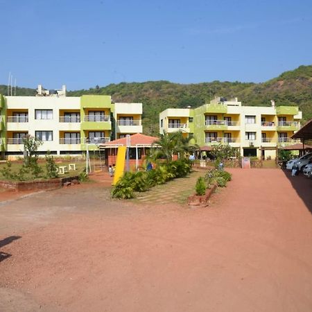 Sagar Raj Beach Resort Harnai Ngoại thất bức ảnh
