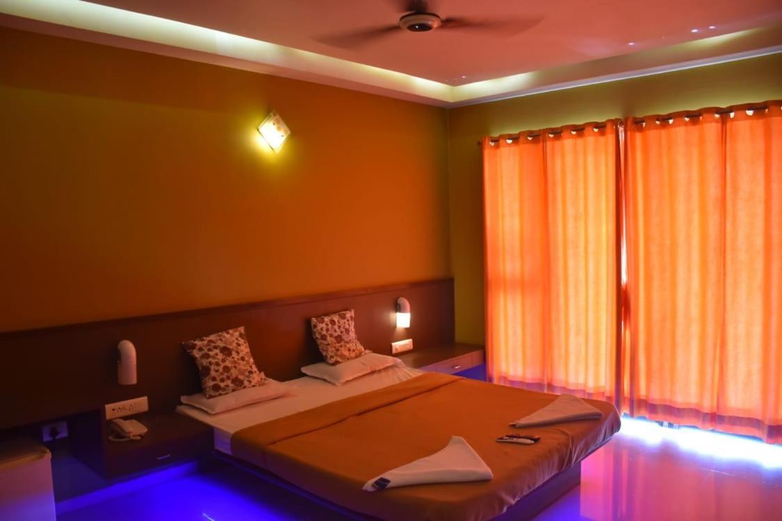 Sagar Raj Beach Resort Harnai Ngoại thất bức ảnh